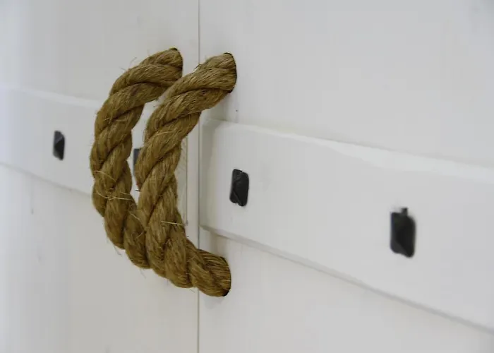 Faros 3* Milos Island