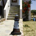 Faros Konukevi 3*