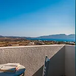 Konukevi Faros Milos Island