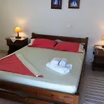 Konukevi Faros