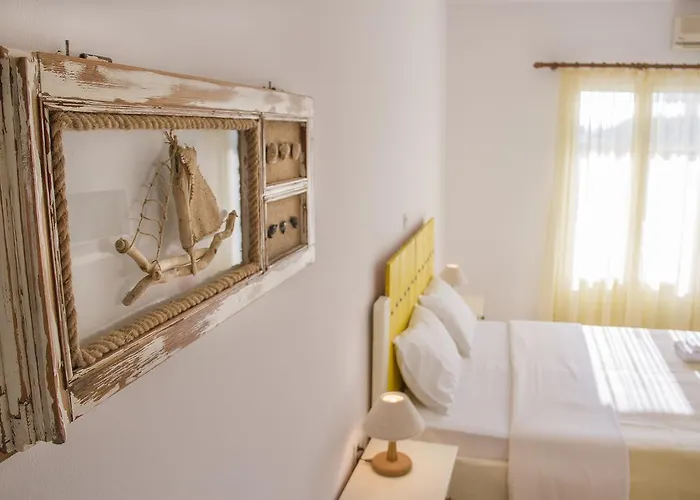 Gasthof Faros Milos Island